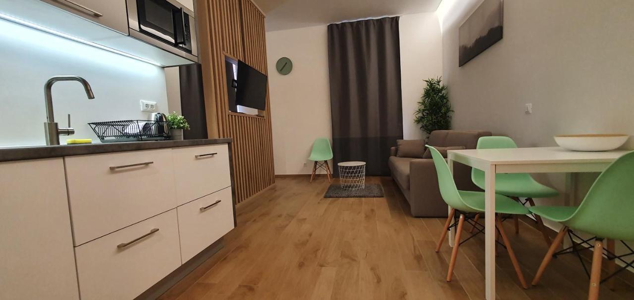 Appartamento H4U Smart Deluxe Zagabria Esterno foto