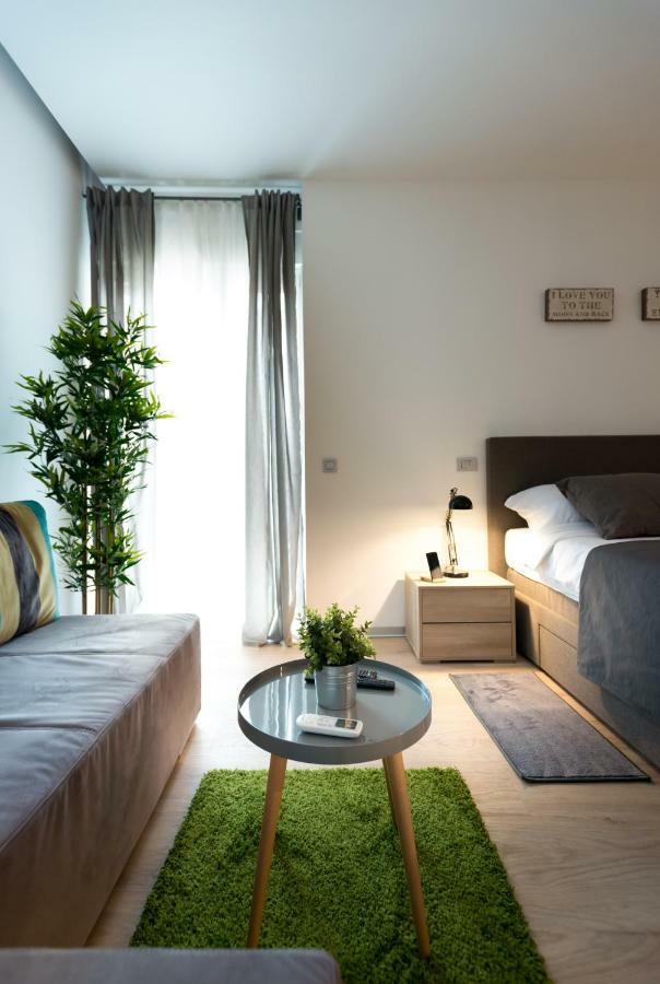 Appartamento H4U Smart Deluxe Zagabria Esterno foto